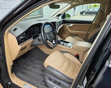 Чорний Фольксваген Туарег, об'ємом двигуна 3 л та пробігом 55 тис. км за 40000 $, фото 5 на Automoto.ua