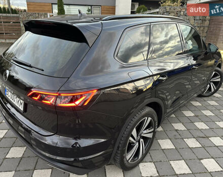 Черный Фольксваген Туарег, объемом двигателя 2.97 л и пробегом 161 тыс. км за 52500 $, фото 34 на Automoto.ua