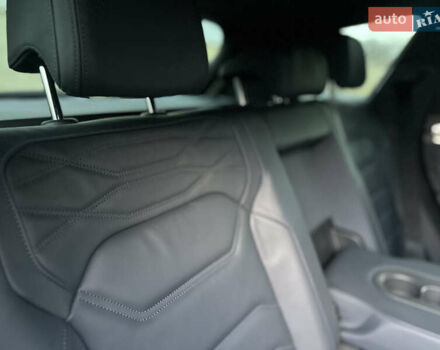 Черный Фольксваген Туарег, объемом двигателя 2.97 л и пробегом 161 тыс. км за 52500 $, фото 87 на Automoto.ua