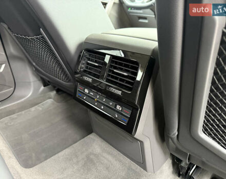 Черный Фольксваген Туарег, объемом двигателя 3 л и пробегом 140 тыс. км за 57999 $, фото 40 на Automoto.ua