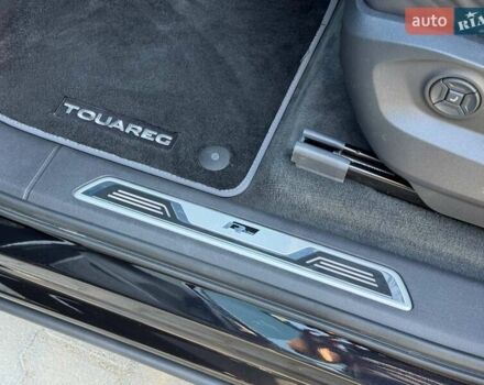 Черный Фольксваген Туарег, объемом двигателя 2.97 л и пробегом 114 тыс. км за 57900 $, фото 10 на Automoto.ua
