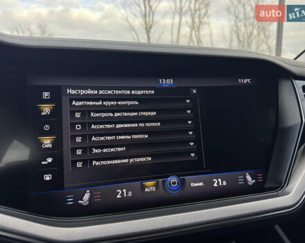 Черный Фольксваген Туарег, объемом двигателя 2.97 л и пробегом 108 тыс. км за 58500 $, фото 46 на Automoto.ua