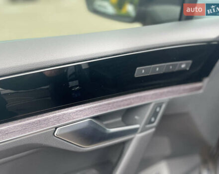 Черный Фольксваген Туарег, объемом двигателя 2.97 л и пробегом 121 тыс. км за 48500 $, фото 20 на Automoto.ua