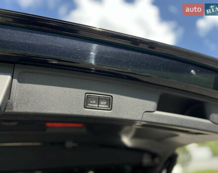 Черный Фольксваген Туарег, объемом двигателя 3 л и пробегом 171 тыс. км за 51999 $, фото 32 на Automoto.ua