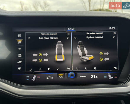 Черный Фольксваген Туарег, объемом двигателя 2.97 л и пробегом 108 тыс. км за 58500 $, фото 54 на Automoto.ua