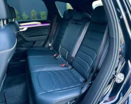 Черный Фольксваген Туарег, объемом двигателя 3 л и пробегом 74 тыс. км за 68700 $, фото 17 на Automoto.ua