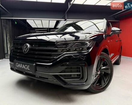 Чорний Фольксваген Туарег, об'ємом двигуна 3 л та пробігом 154 тис. км за 56900 $, фото 3 на Automoto.ua