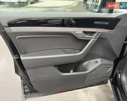 Чорний Фольксваген Туарег, об'ємом двигуна 2.97 л та пробігом 215 тис. км за 39800 $, фото 13 на Automoto.ua