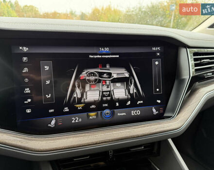 Черный Фольксваген Туарег, объемом двигателя 3 л и пробегом 140 тыс. км за 57999 $, фото 81 на Automoto.ua