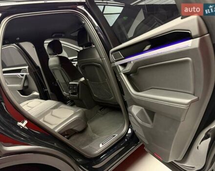 Чорний Фольксваген Туарег, об'ємом двигуна 3 л та пробігом 154 тис. км за 56900 $, фото 42 на Automoto.ua