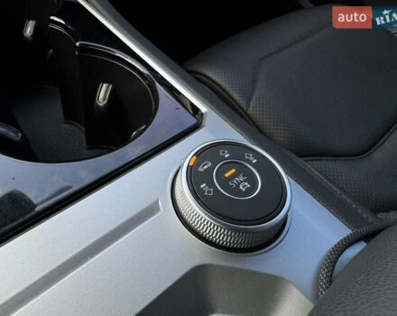 Черный Фольксваген Туарег, объемом двигателя 2.97 л и пробегом 108 тыс. км за 58500 $, фото 32 на Automoto.ua