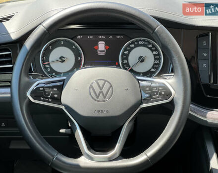 Черный Фольксваген Туарег, объемом двигателя 3 л и пробегом 143 тыс. км за 46000 $, фото 35 на Automoto.ua