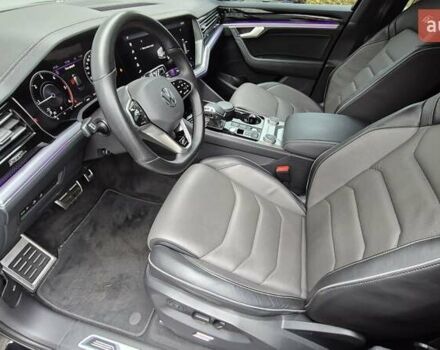 Чорний Фольксваген Туарег, об'ємом двигуна 2.97 л та пробігом 62 тис. км за 61200 $, фото 6 на Automoto.ua