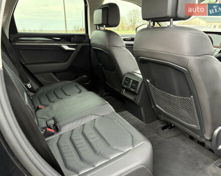 Черный Фольксваген Туарег, объемом двигателя 2.97 л и пробегом 133 тыс. км за 46900 $, фото 14 на Automoto.ua