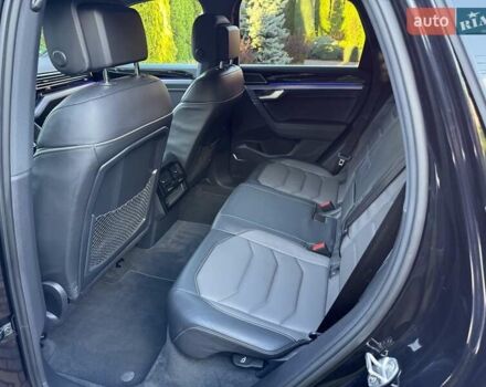 Чорний Фольксваген Туарег, об'ємом двигуна 2.97 л та пробігом 105 тис. км за 61500 $, фото 72 на Automoto.ua