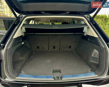 Черный Фольксваген Туарег, объемом двигателя 2.97 л и пробегом 108 тыс. км за 58500 $, фото 63 на Automoto.ua