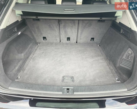 Черный Фольксваген Туарег, объемом двигателя 2.97 л и пробегом 121 тыс. км за 48500 $, фото 23 на Automoto.ua