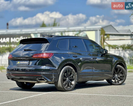 Черный Фольксваген Туарег, объемом двигателя 3 л и пробегом 171 тыс. км за 51999 $, фото 5 на Automoto.ua