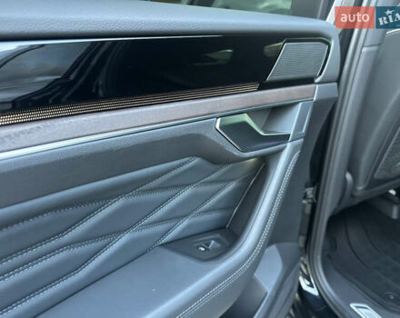 Черный Фольксваген Туарег, объемом двигателя 2.97 л и пробегом 161 тыс. км за 52500 $, фото 76 на Automoto.ua