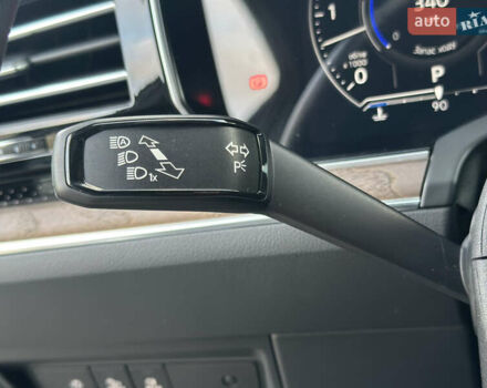 Черный Фольксваген Туарег, объемом двигателя 2.97 л и пробегом 161 тыс. км за 52500 $, фото 56 на Automoto.ua