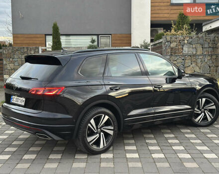 Черный Фольксваген Туарег, объемом двигателя 2.97 л и пробегом 161 тыс. км за 52500 $, фото 29 на Automoto.ua