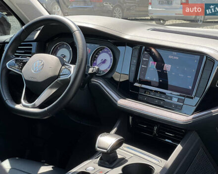 Черный Фольксваген Туарег, объемом двигателя 3 л и пробегом 143 тыс. км за 46000 $, фото 40 на Automoto.ua