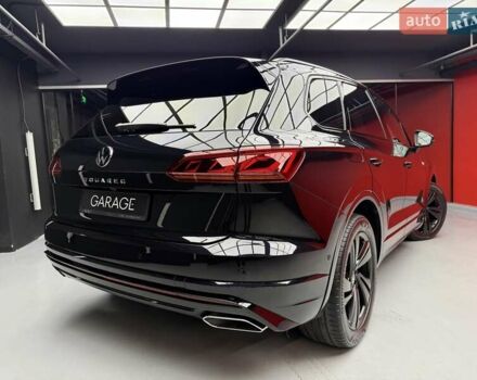 Чорний Фольксваген Туарег, об'ємом двигуна 3 л та пробігом 154 тис. км за 56900 $, фото 13 на Automoto.ua