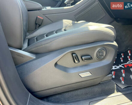 Черный Фольксваген Туарег, объемом двигателя 3 л и пробегом 143 тыс. км за 46000 $, фото 44 на Automoto.ua