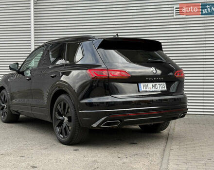 Черный Фольксваген Туарег, объемом двигателя 3 л и пробегом 140 тыс. км за 57999 $, фото 18 на Automoto.ua