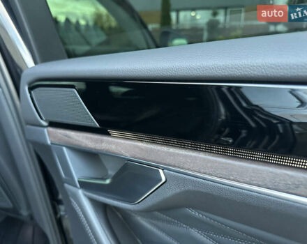 Черный Фольксваген Туарег, объемом двигателя 2.97 л и пробегом 161 тыс. км за 52500 $, фото 82 на Automoto.ua