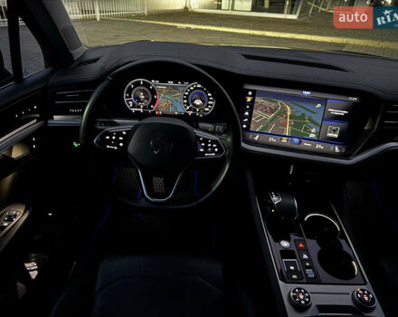 Чорний Фольксваген Туарег, об'ємом двигуна 2.97 л та пробігом 108 тис. км за 57800 $, фото 73 на Automoto.ua