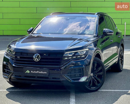 Черный Фольксваген Туарег, объемом двигателя 3 л и пробегом 171 тыс. км за 51999 $, фото 3 на Automoto.ua