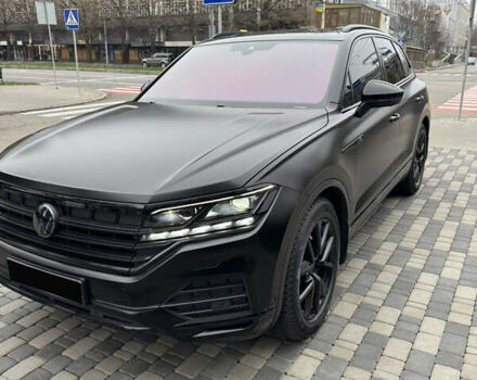 Черный Фольксваген Туарег, объемом двигателя 2.97 л и пробегом 186 тыс. км за 53000 $, фото 12 на Automoto.ua