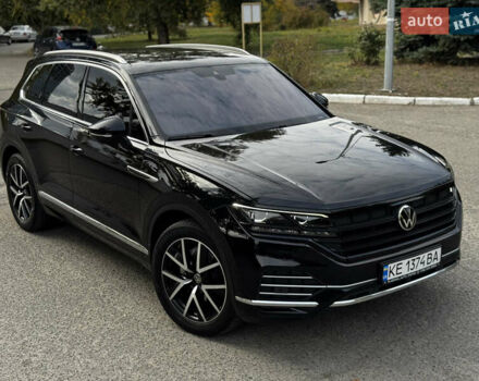 Чорний Фольксваген Туарег, об'ємом двигуна 2.97 л та пробігом 108 тис. км за 57800 $, фото 2 на Automoto.ua