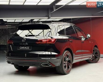 Чорний Фольксваген Туарег, об'ємом двигуна 3 л та пробігом 154 тис. км за 56900 $, фото 16 на Automoto.ua