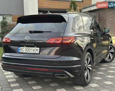 Черный Фольксваген Туарег, объемом двигателя 2.97 л и пробегом 161 тыс. км за 52500 $, фото 32 на Automoto.ua