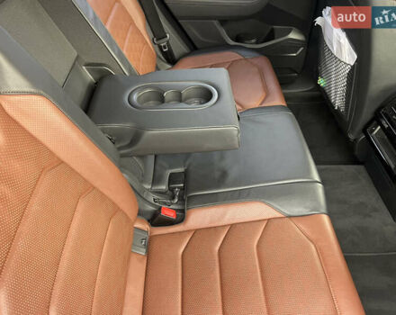 Черный Фольксваген Туарег, объемом двигателя 3 л и пробегом 142 тыс. км за 53700 $, фото 13 на Automoto.ua