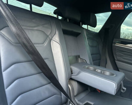 Черный Фольксваген Туарег, объемом двигателя 2.97 л и пробегом 161 тыс. км за 52500 $, фото 85 на Automoto.ua