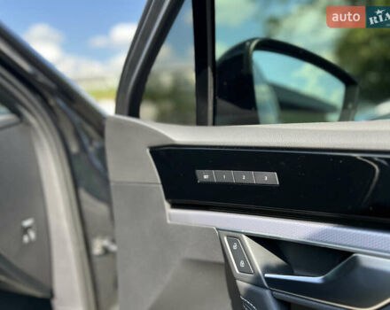 Черный Фольксваген Туарег, объемом двигателя 3 л и пробегом 171 тыс. км за 51999 $, фото 42 на Automoto.ua