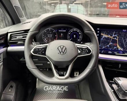 Чорний Фольксваген Туарег, об'ємом двигуна 3 л та пробігом 154 тис. км за 56900 $, фото 30 на Automoto.ua