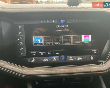 Черный Фольксваген Туарег, объемом двигателя 3 л и пробегом 142 тыс. км за 53700 $, фото 19 на Automoto.ua