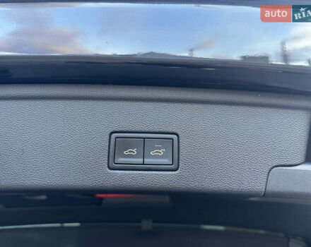 Черный Фольксваген Туарег, объемом двигателя 2.97 л и пробегом 161 тыс. км за 52500 $, фото 93 на Automoto.ua