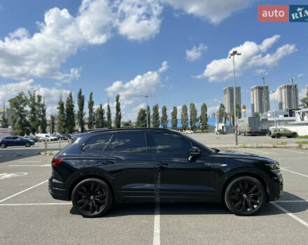 Черный Фольксваген Туарег, объемом двигателя 3 л и пробегом 171 тыс. км за 51999 $, фото 13 на Automoto.ua