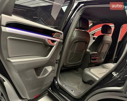 Чорний Фольксваген Туарег, об'ємом двигуна 3 л та пробігом 154 тис. км за 56900 $, фото 37 на Automoto.ua