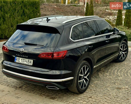 Черный Фольксваген Туарег, объемом двигателя 2.97 л и пробегом 108 тыс. км за 58500 $, фото 6 на Automoto.ua
