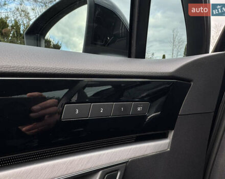 Черный Фольксваген Туарег, объемом двигателя 2.97 л и пробегом 108 тыс. км за 58500 $, фото 61 на Automoto.ua