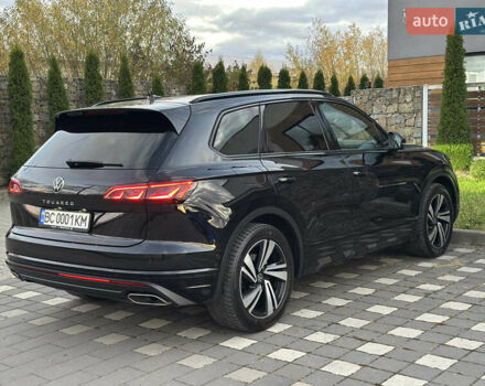 Черный Фольксваген Туарег, объемом двигателя 2.97 л и пробегом 161 тыс. км за 52500 $, фото 42 на Automoto.ua