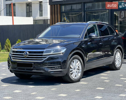 Черный Фольксваген Туарег, объемом двигателя 3 л и пробегом 143 тыс. км за 46000 $, фото 2 на Automoto.ua