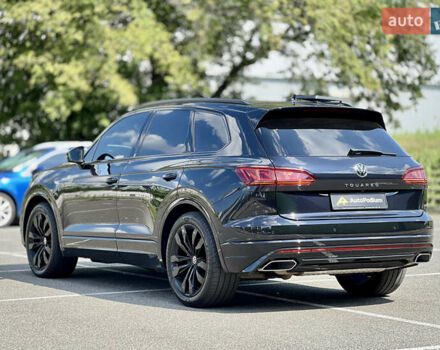 Черный Фольксваген Туарег, объемом двигателя 3 л и пробегом 171 тыс. км за 51999 $, фото 10 на Automoto.ua