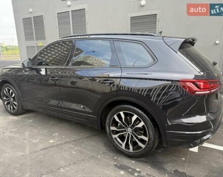 Чорний Фольксваген Туарег, об'ємом двигуна 2.99 л та пробігом 101 тис. км за 49400 $, фото 2 на Automoto.ua